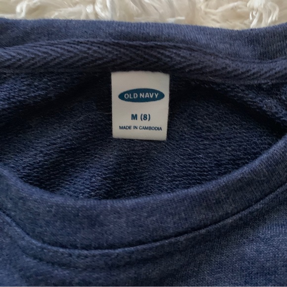 3 Girls Shirts Short sleeve graph tee, sold red long sleeve, blue Long sleeve M - Picture 8 of 9